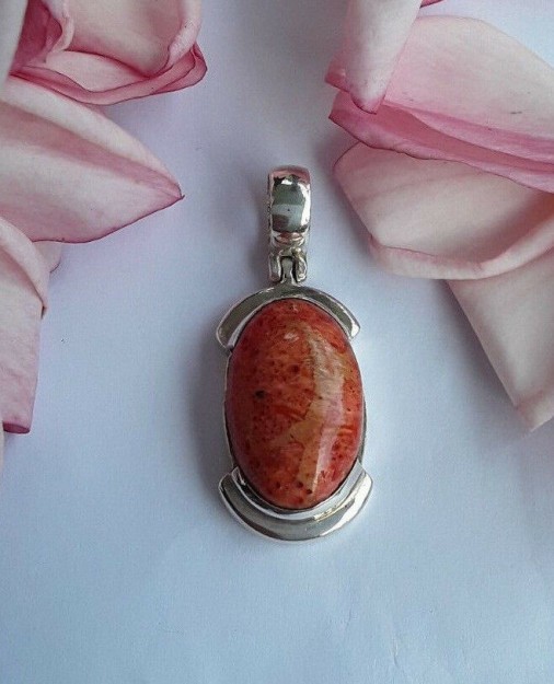 AGNES CREATIONS / Beau Pendentif vintage moderne en argent 925 & Corail gorgone