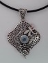  AGNES CREATIONS // JOLI PENDENTIF EN ARGENT 925 ORNE D'UNE TOPAZE BLEUE